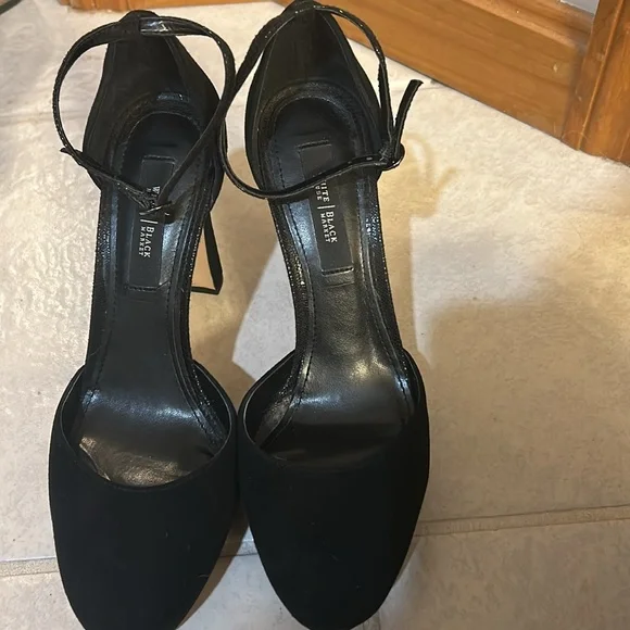 White House Black Market Marianna suede heel size 8 - Picture 2 of 6